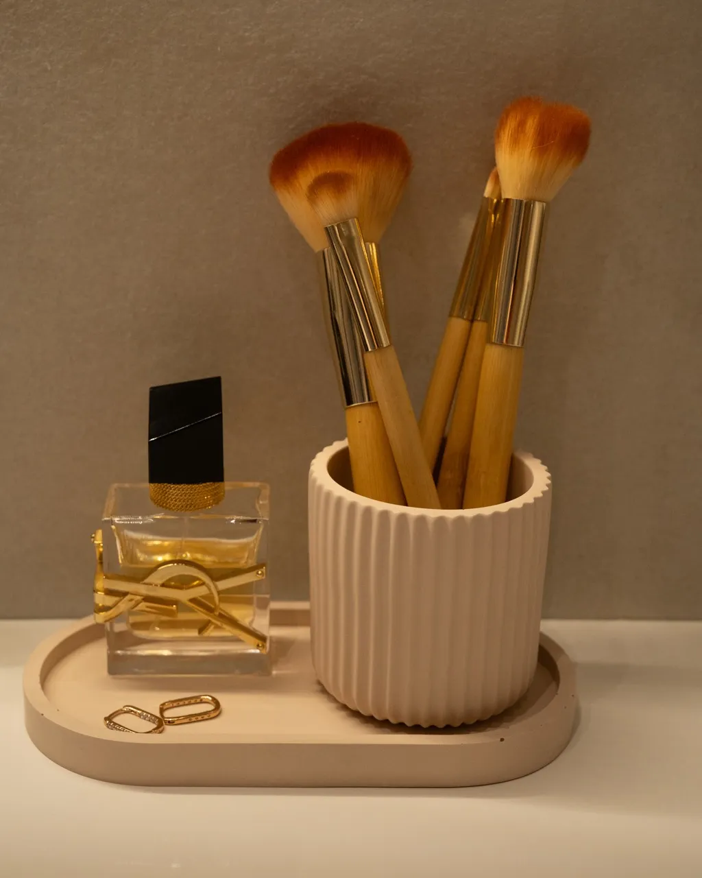 Tavă decorativă din praf ceramic — miniatură 10