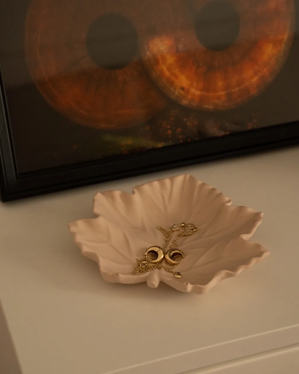 Tavă decorativă Frunză de Arțar din praf ceramic — miniatură 2